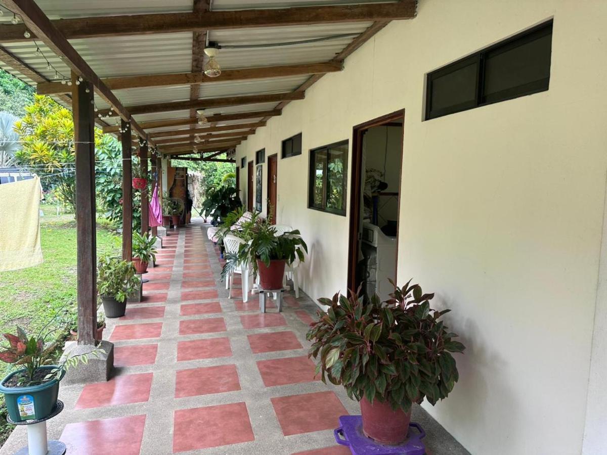 River Side Lodge Horquetas Exterior photo