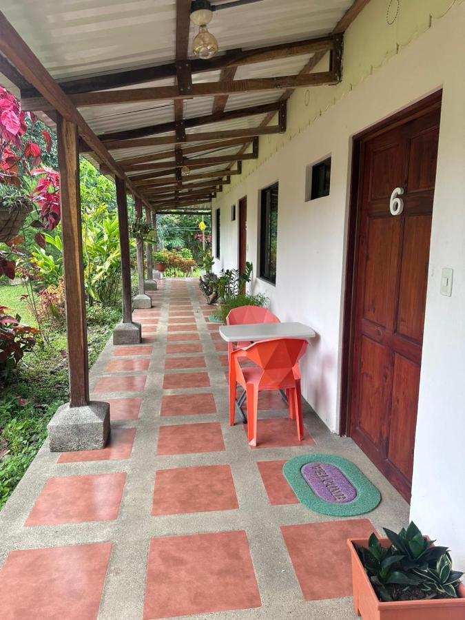 River Side Lodge Horquetas Exterior photo