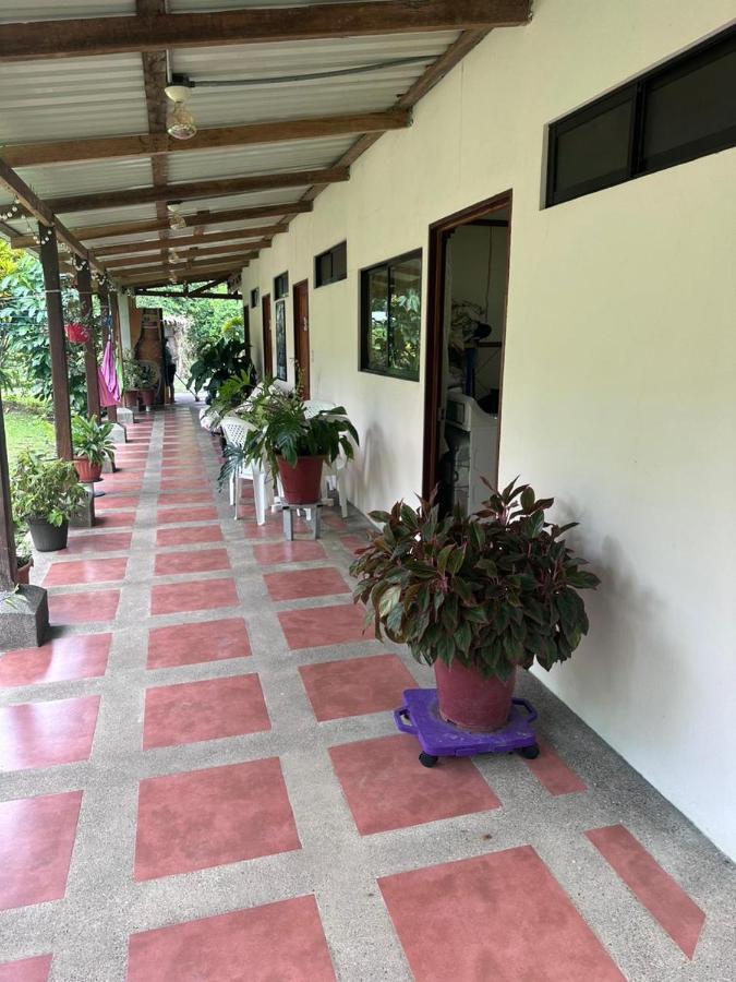 River Side Lodge Horquetas Exterior photo